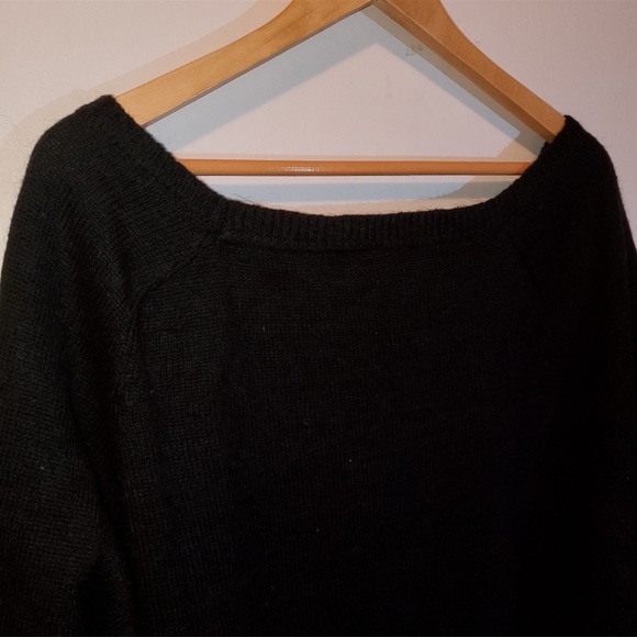 Victoria's Secret Black Made You Look Cropped Knit Sweater | Size L - Picture 7 of 10